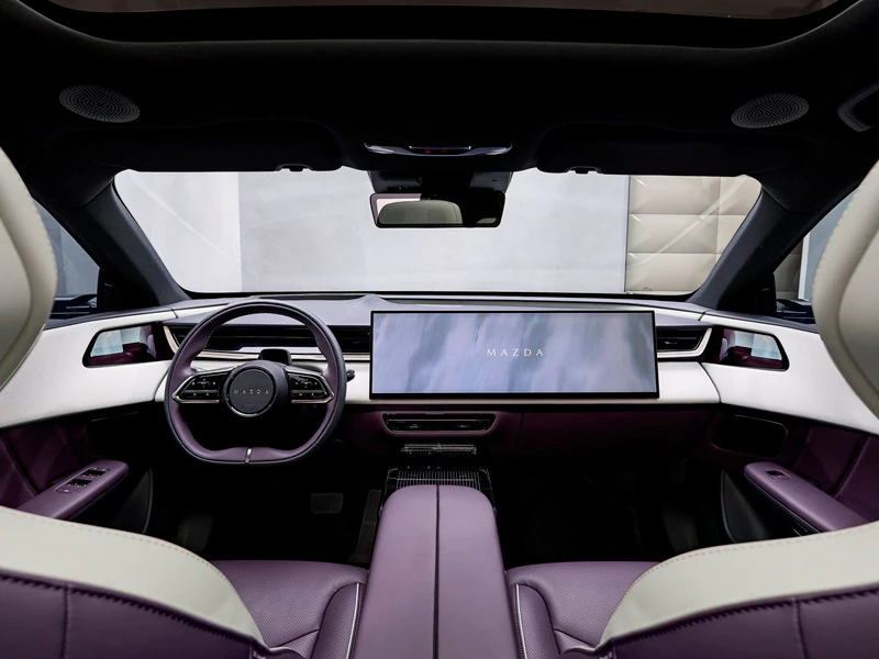 interior novo mazda cx-6e